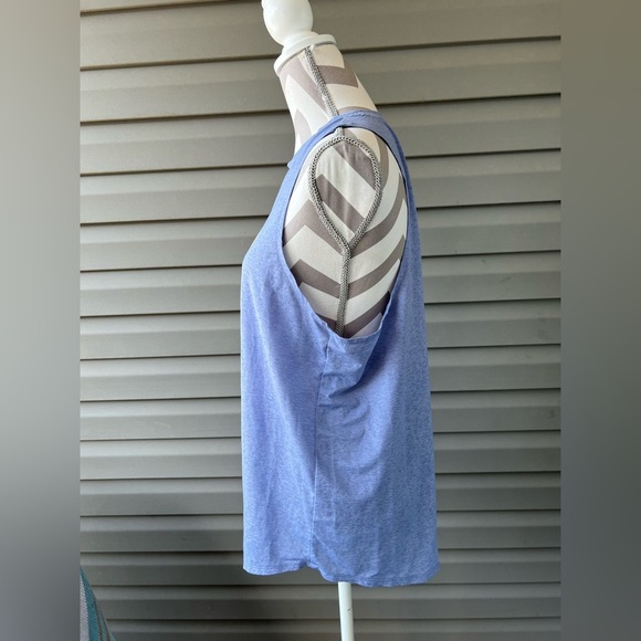 Peloton Distance Shirt Tail Tank Lavender Sz XL - Picture 3 of 5